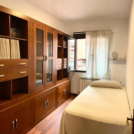 Claret - A 600 M De La Playa * גיחון