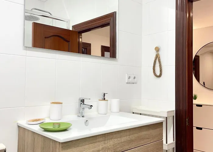 Claret - A 600 M De La Playa *